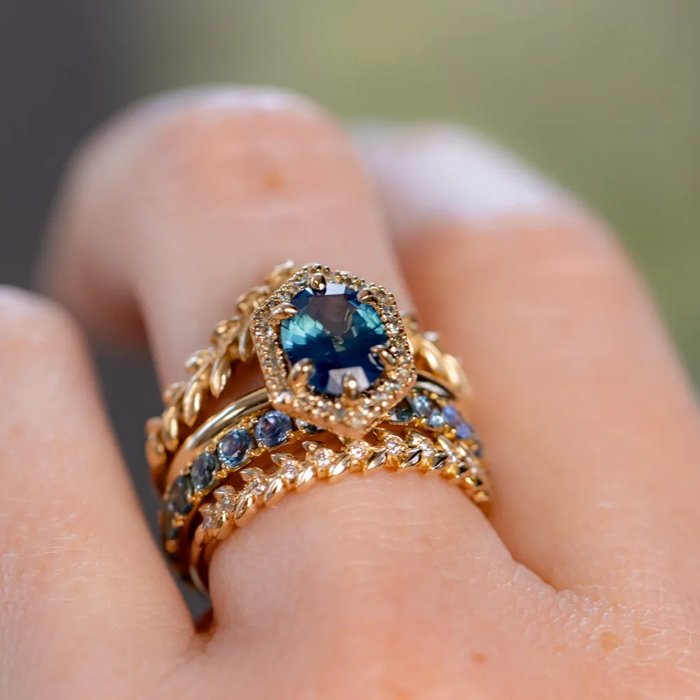 1.57ct Oval Teal Parti Sapphire and Alexandrite Hexagon Stackable Halo in 14k Yellow Gold