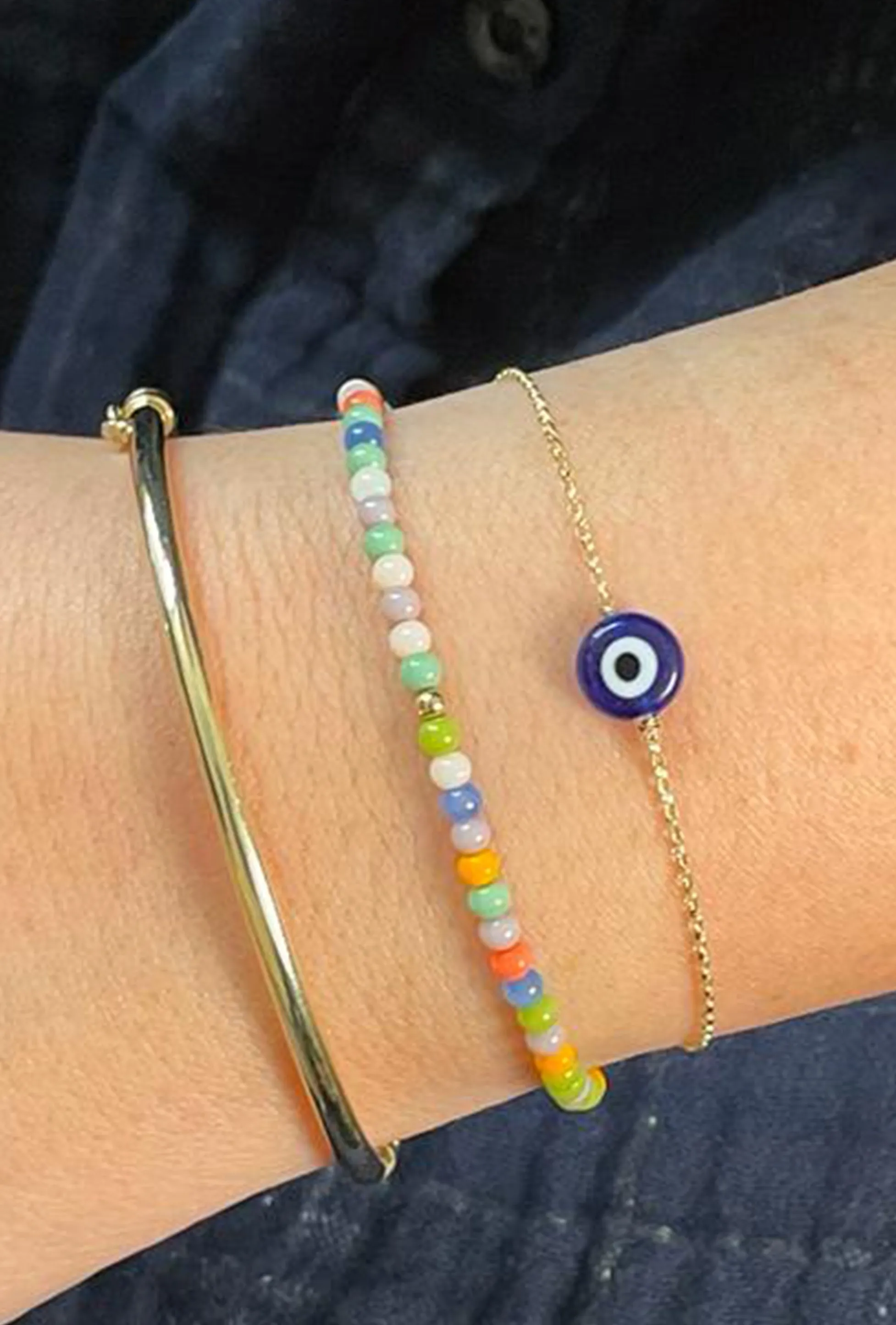 BEACH HUG BRACELET