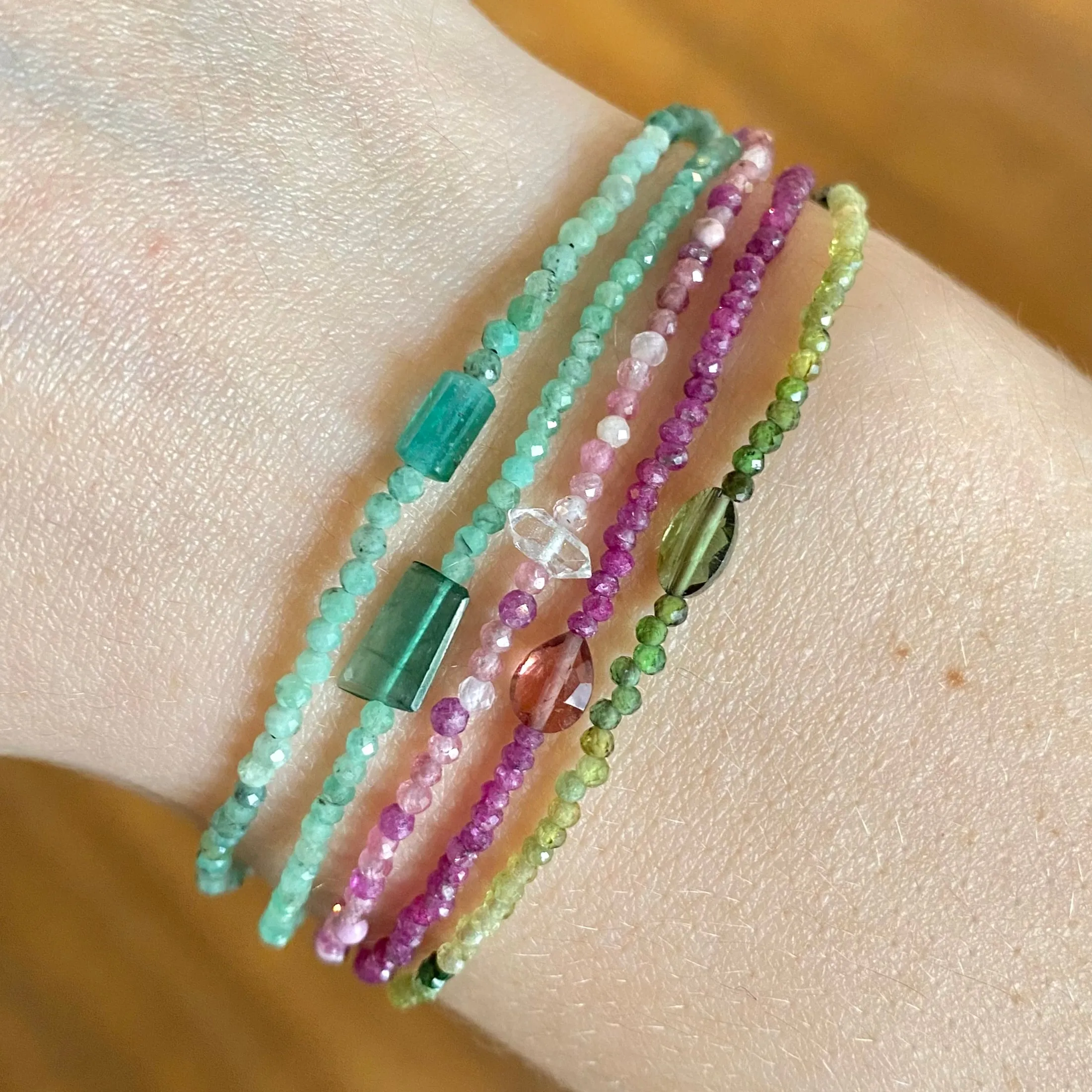 Beaded Emerald Bracelet With Slab Accent