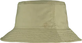 Fjällräven Reversible Bucket Hat Sand Stone-Light Olive | Buy Fjällräven Reversible Bucket Hat Sand Stone-Light Olive here | Outnorth