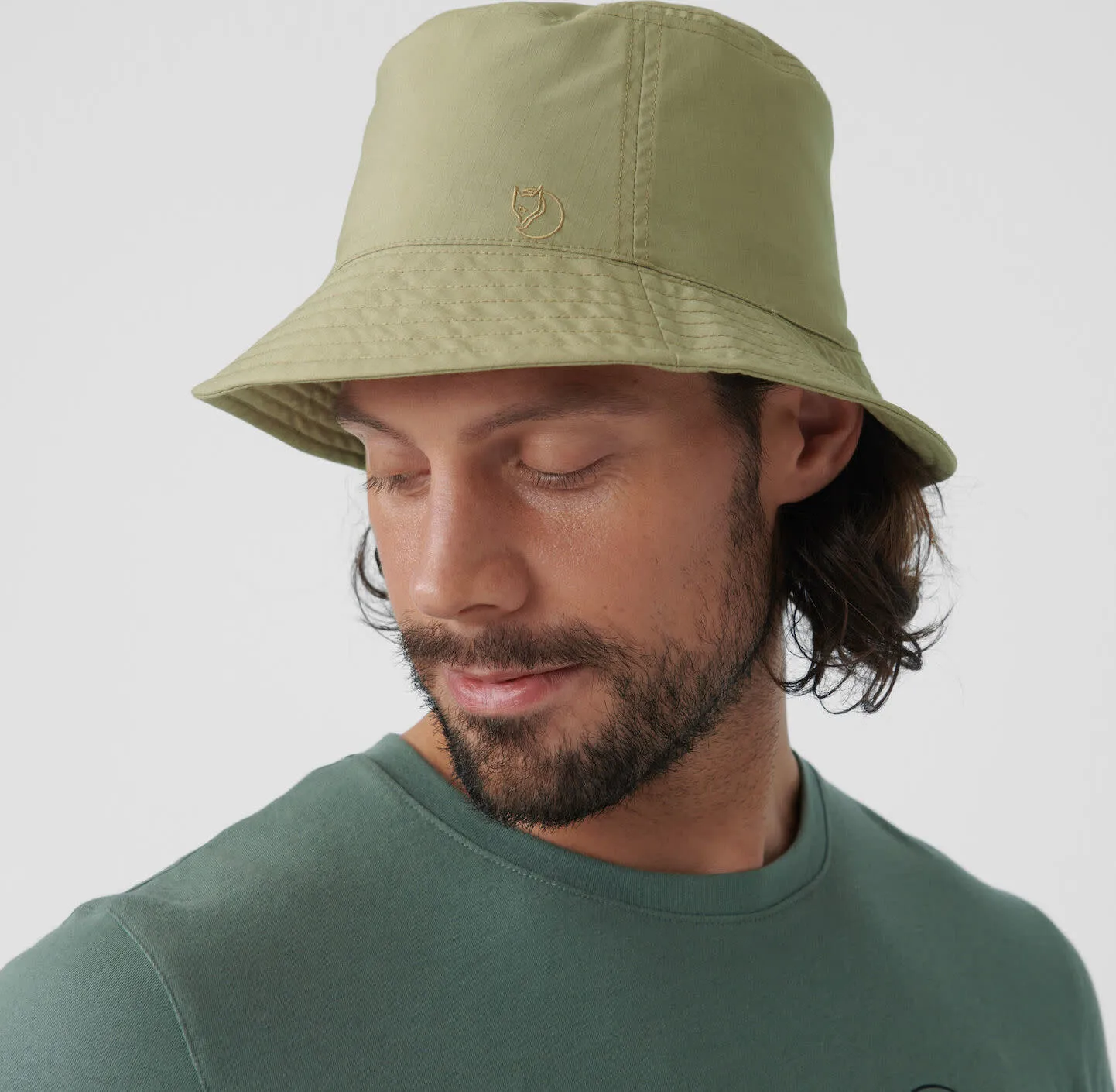 Fjällräven Reversible Bucket Hat Sand Stone-Light Olive | Buy Fjällräven Reversible Bucket Hat Sand Stone-Light Olive here | Outnorth