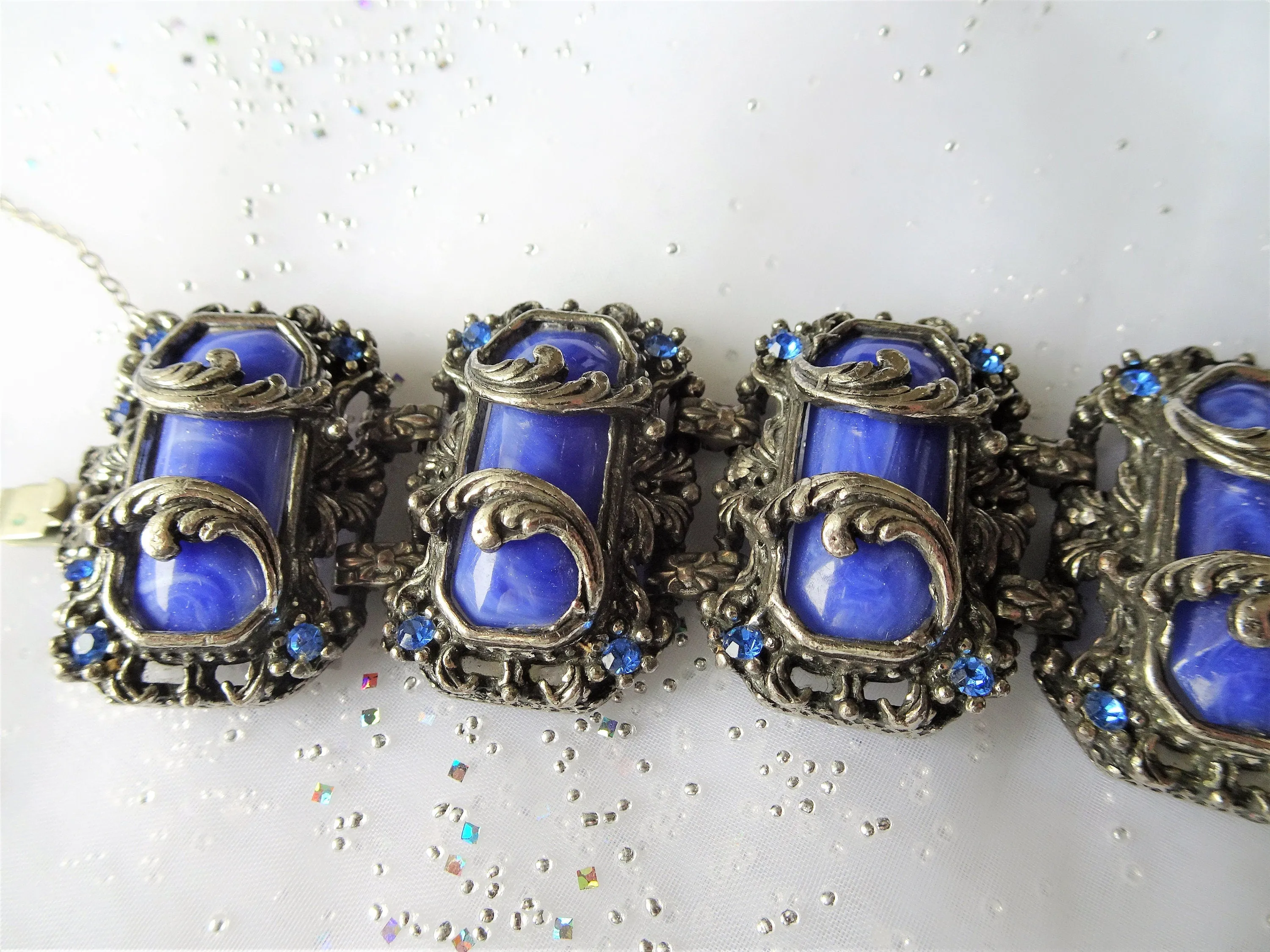 GORGEOUS Art Deco Bracelet,Art Glass Silver Metal Bracelet,Ornate Bracelet,Wide Cuff Bracelet,Blue Slag Glass,Collectible Vintage Jewelry