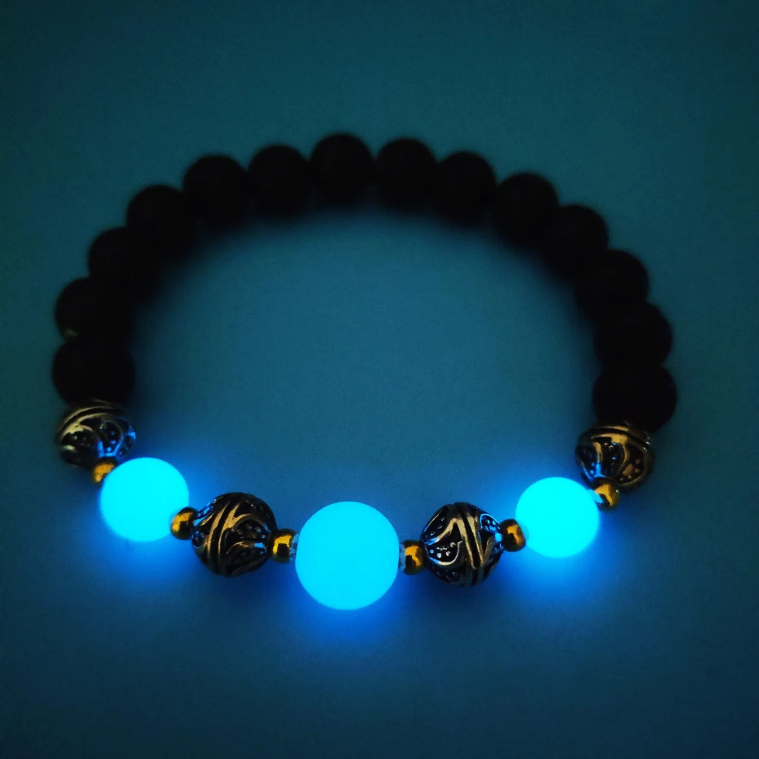 Luminous beaded bracelet