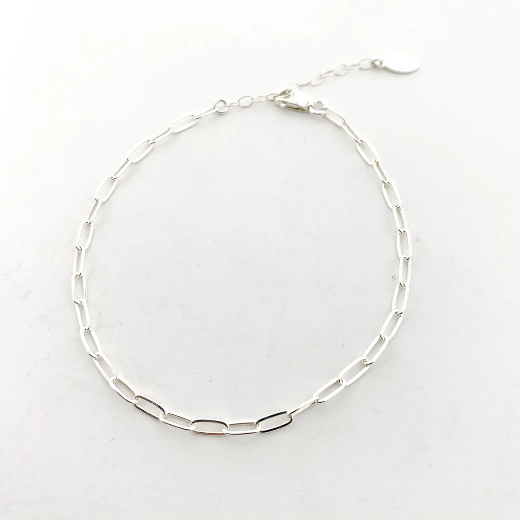 Sadie Oval Chain Bracelet