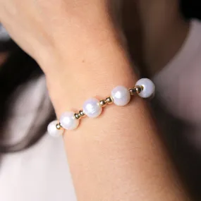 Simple Pearls Bracelet