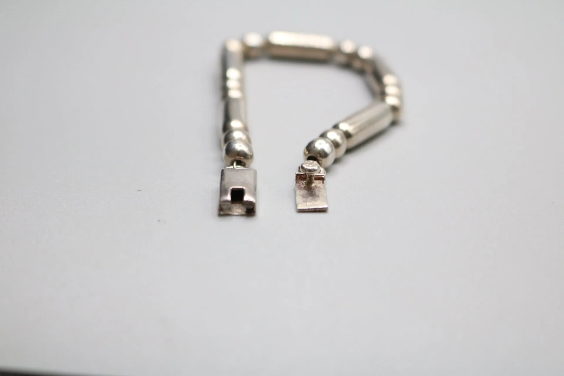 Sterling Silver Fancy Mexican Bead Bracelet (7.5 Inches)