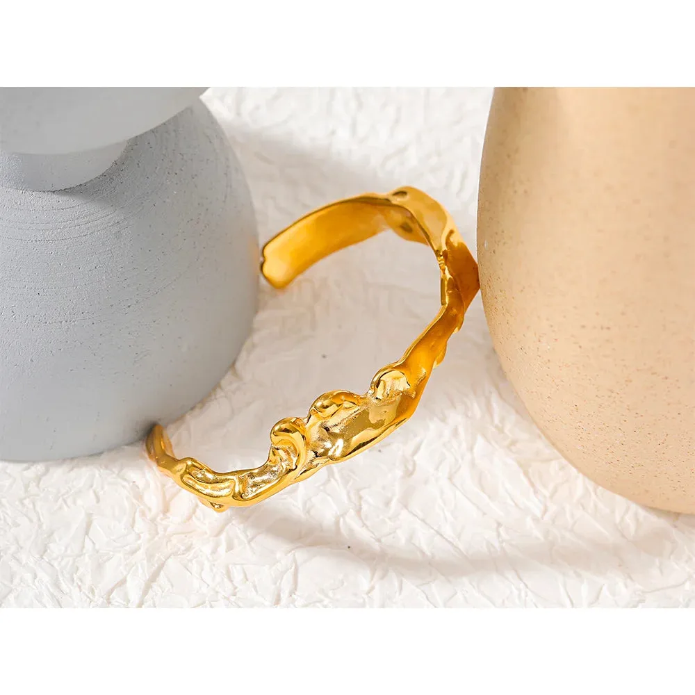 VAIGE Waterproof Gold-Plated Stainless Steel Irregular Geometric Cuff Bracelet with Personalized Metal Texture